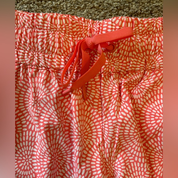 🆕 SOUTHERN TIDE Neeley Brrr Performance Short In Sunkist Coral - Picture 6 of 12